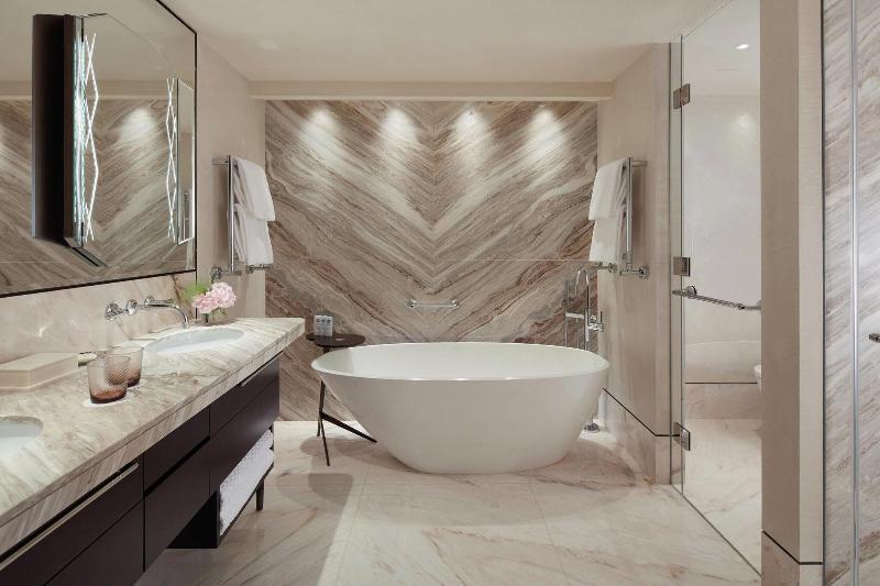 مجموعه ویستا شهر, The St. Regis Venice