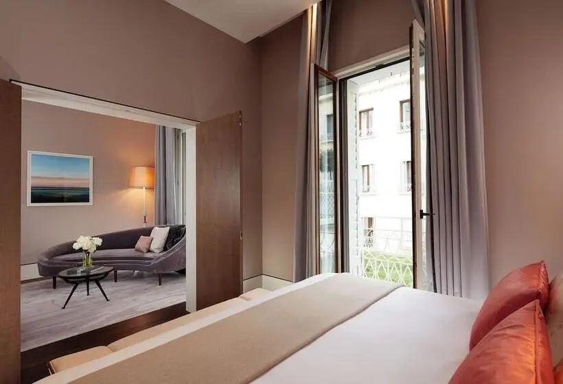 مجموعه ویستا شهر, The St. Regis Venice