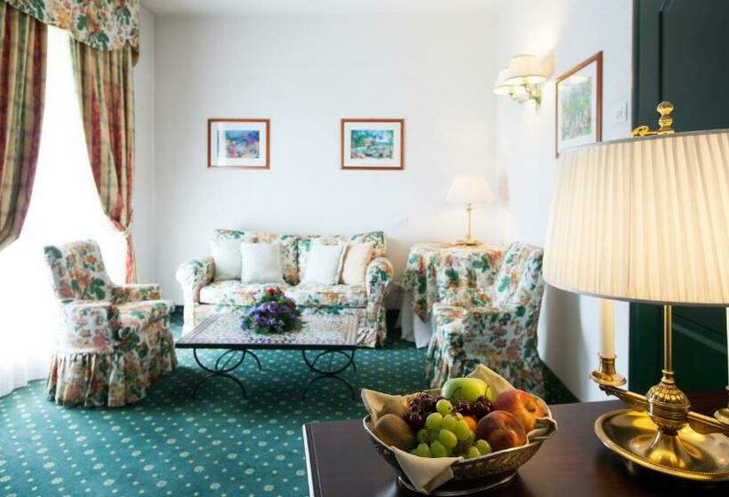 غرفة قياسية ثلاثية, Victoria & Iside Spa