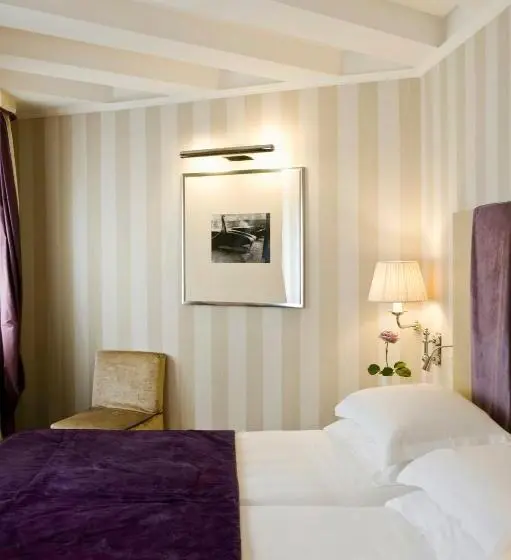سوئیت جونیور با چشم‌انداز, Splendid Venice - Starhotels Collezione