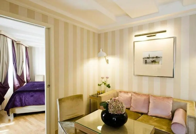 سوئیت جونیور با چشم‌انداز, Splendid Venice - Starhotels Collezione