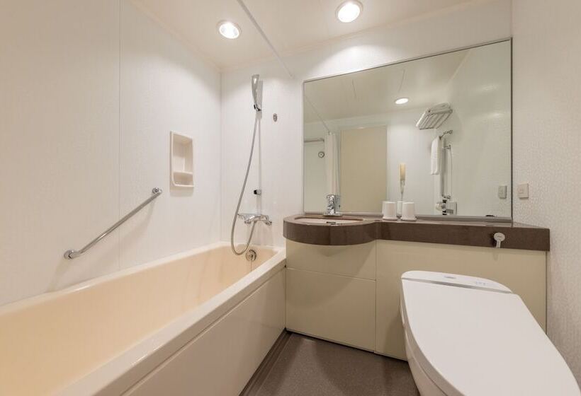 Superior-Zimmer, Associa Shizuoka