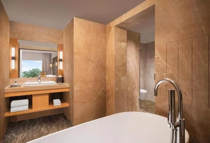 キングサイズベッドのエクゼクティブ, Courtyard By Marriott Tiruchirappalli