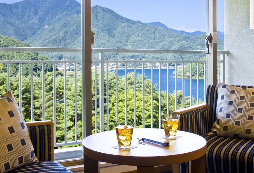 اتاق استاندارد با چشمانداز باغ, Fuji View