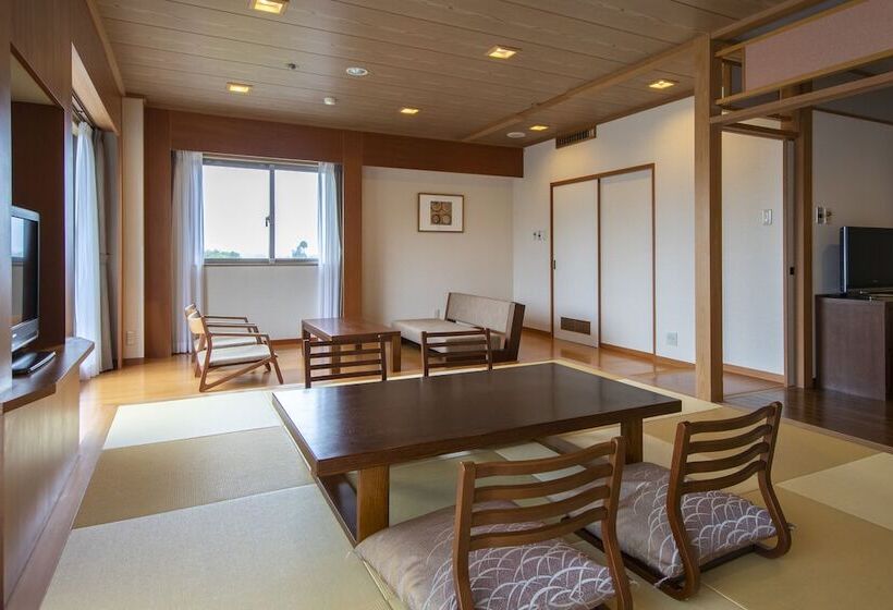 اتاق استاندارد با چشمانداز باغ, Fuji View