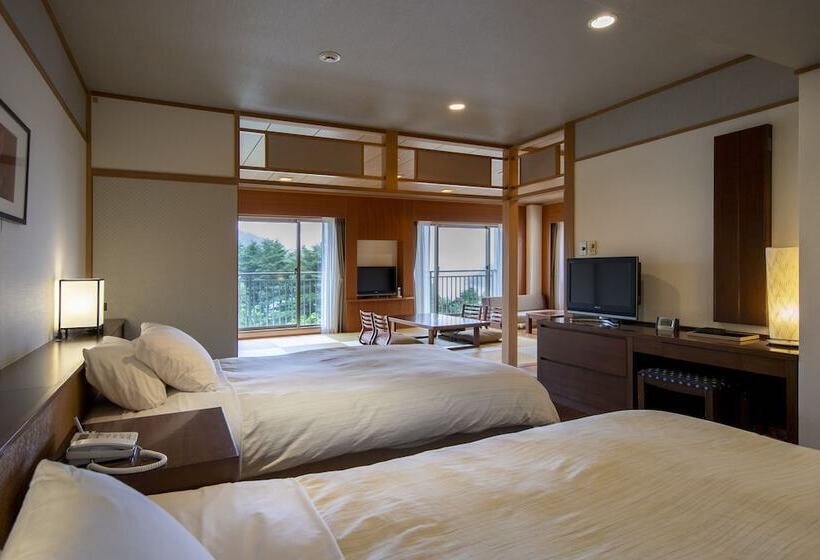 اتاق استاندارد با چشمانداز باغ, Fuji View