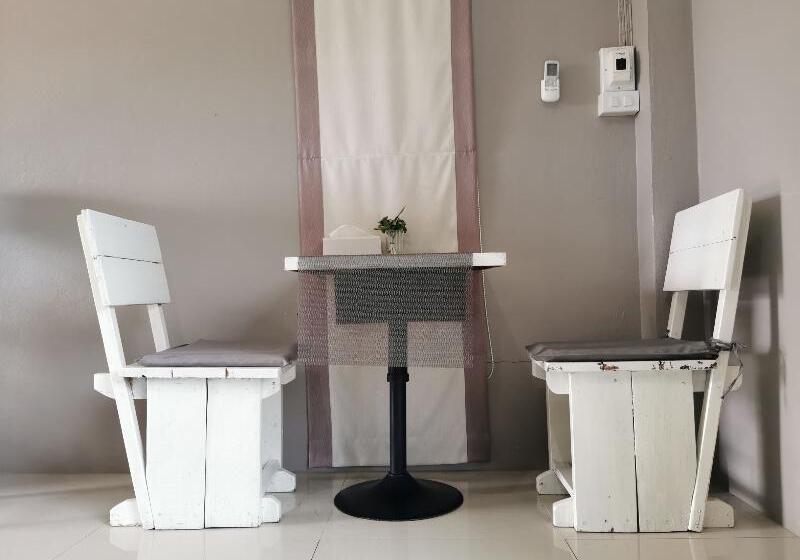 Номер Стандарт, Hyatt Regency Delhi