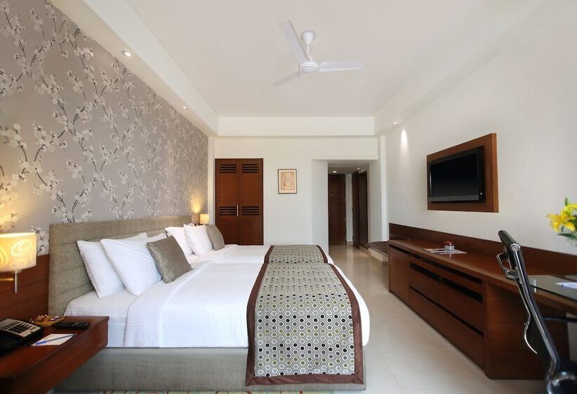 اتاق کلاب, Maurya