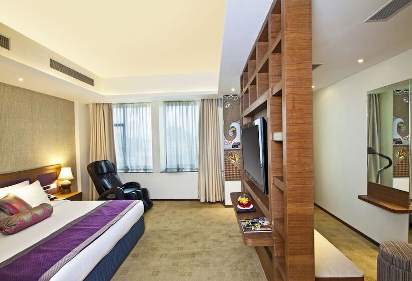 סוויטה, Maurya