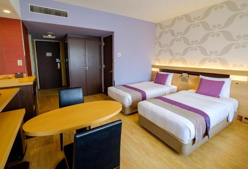 家庭间, Metropolitan Edmont Tokyo