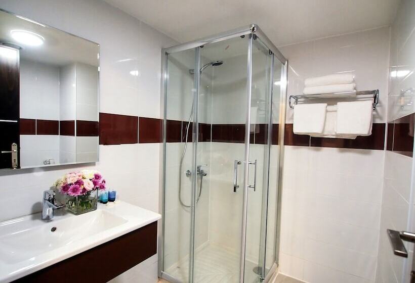 Standardzimmer, New Capitol Hotel   Jerusalem