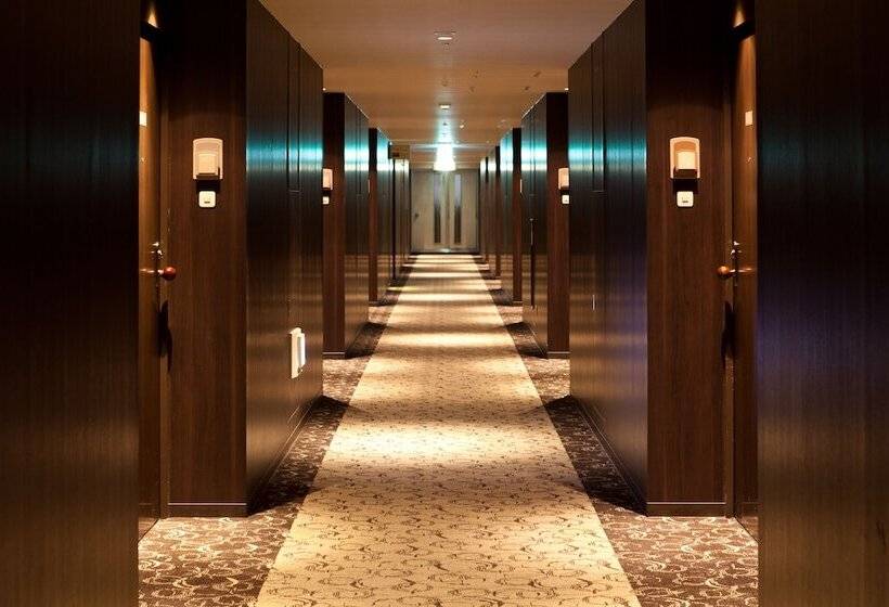 اتاق لوکس, New Nagasaki