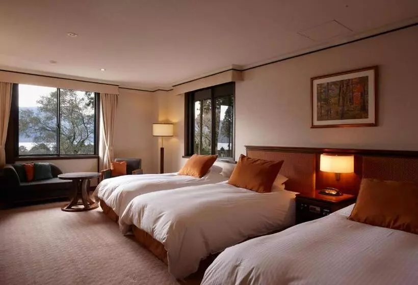 اتاق استاندارد سه تخته با چشمانداز باغ, Odakyu Hotel De Yama