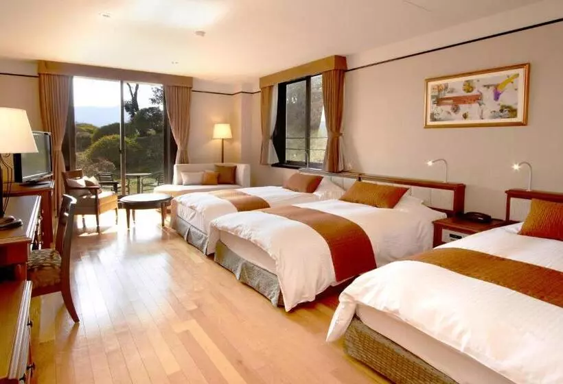 اتاق استاندارد سه تخته با چشمانداز باغ, Odakyu Hotel De Yama