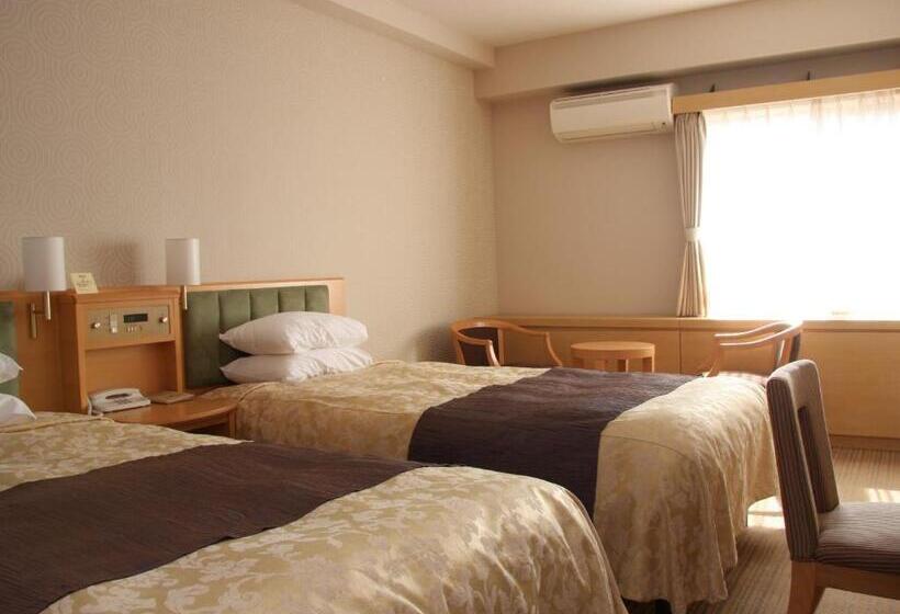 חדר סופריור, Okazaki New Grand