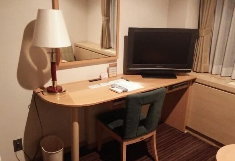 חדר אקונומי יחיד, Okazaki New Grand