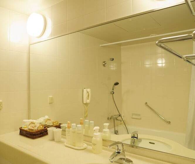 חדר סטנדרט יחיד, Okazaki New Grand