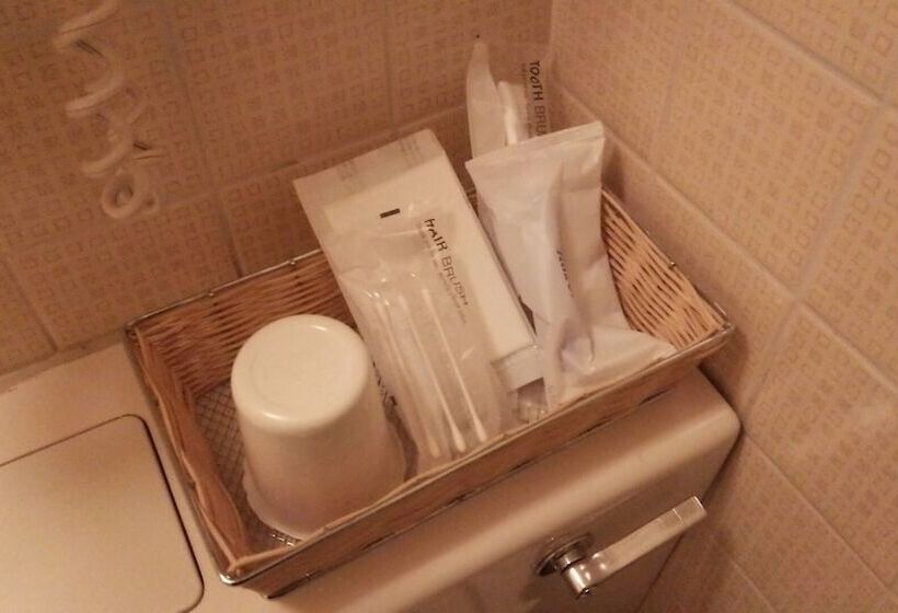 חדר סטנדרט יחיד, Okazaki New Grand