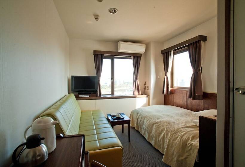 חדר סטנדרט יחיד, Okazaki New Grand