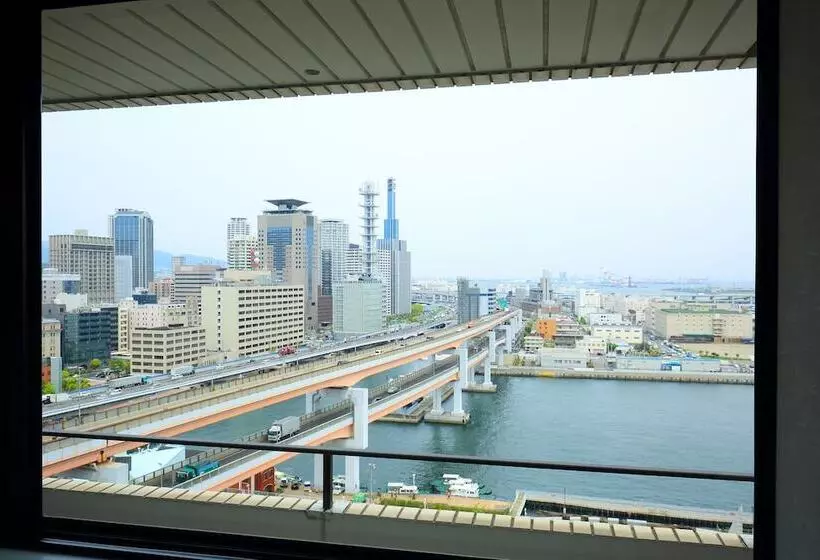 اتاق استاندارد سه نفره, Okura Kobe
