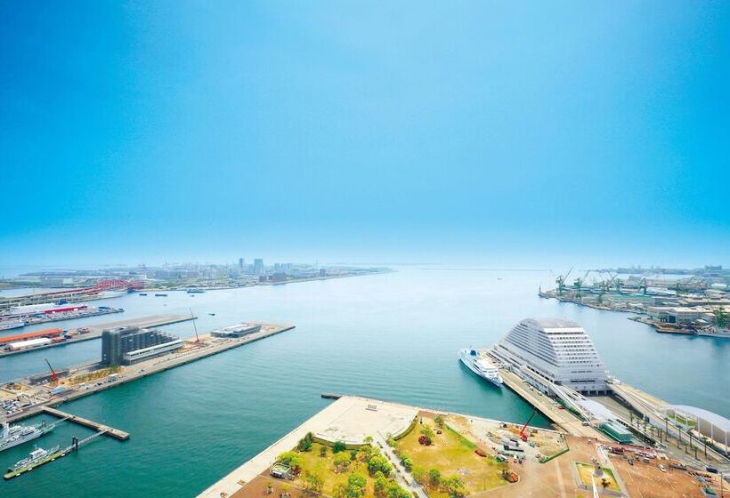 جناح, Okura Kobe