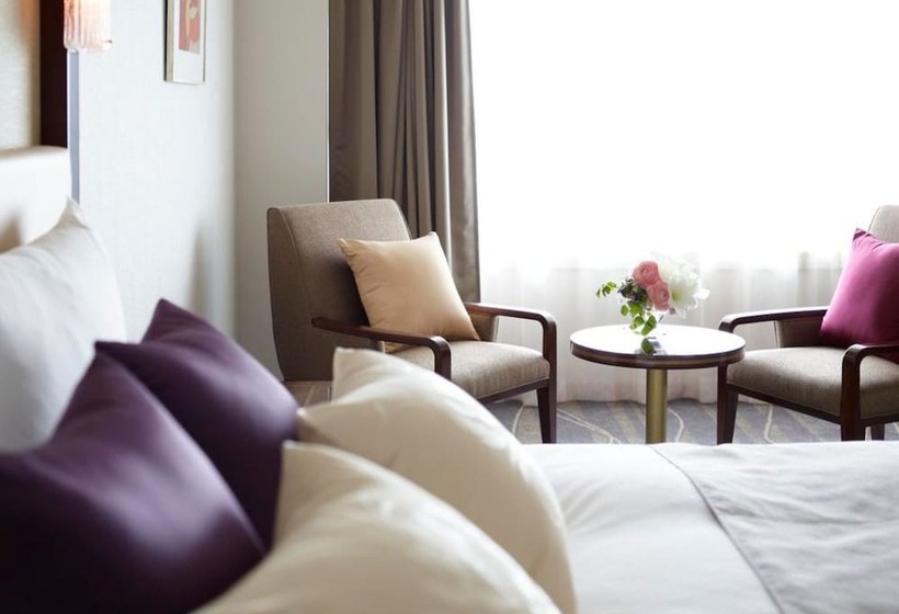 غرفة قياسية, Okura Kobe