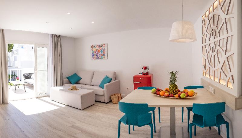 جناح, Okura Kobe