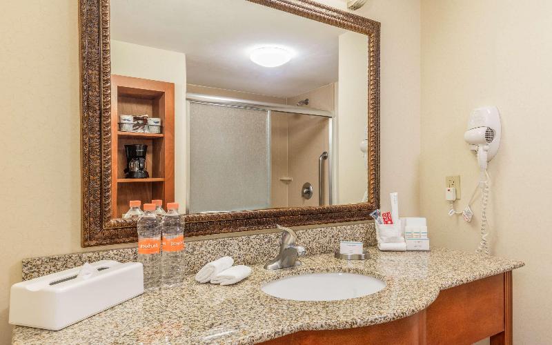 غرفة قياسية, Okura Kobe