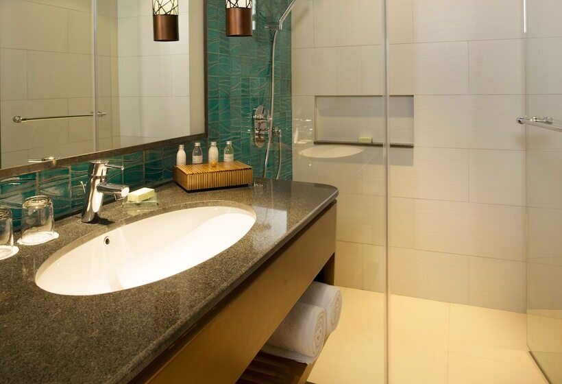 חדר משפחתי, Padma Resort Legian