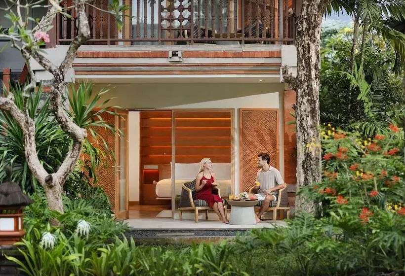 Mökki 1 Makuuhuone, Padma Resort Legian