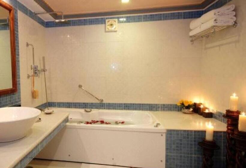 로얄 스위트, Shiv Niwas Palace By Hrh Group Of Hotels