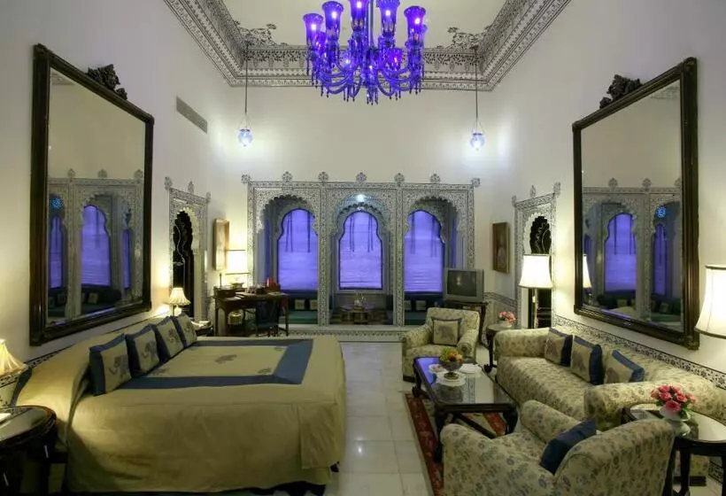 ロイヤルスイート, Shiv Niwas Palace By Hrh Group Of Hotels