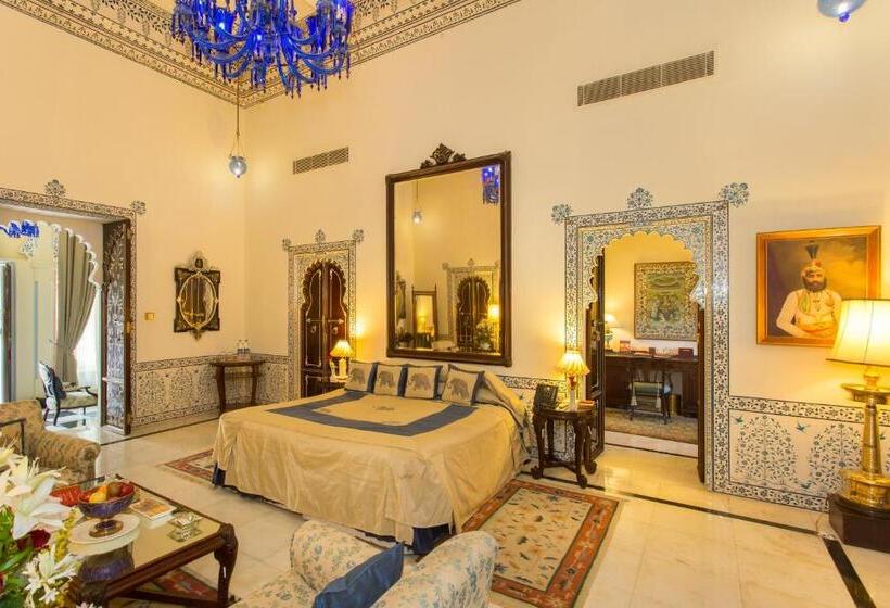 로얄 스위트, Shiv Niwas Palace By Hrh Group Of Hotels