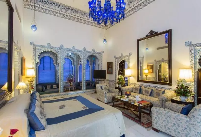 ロイヤルスイート, Shiv Niwas Palace By Hrh Group Of Hotels