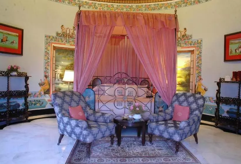 スイート, Shiv Niwas Palace By Hrh Group Of Hotels