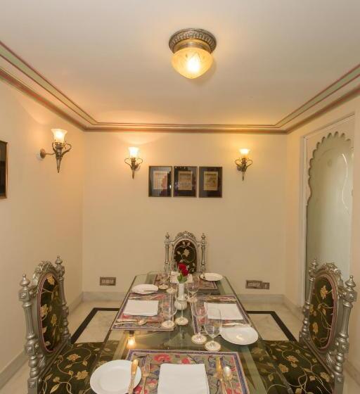 스위트, Shiv Niwas Palace By Hrh Group Of Hotels