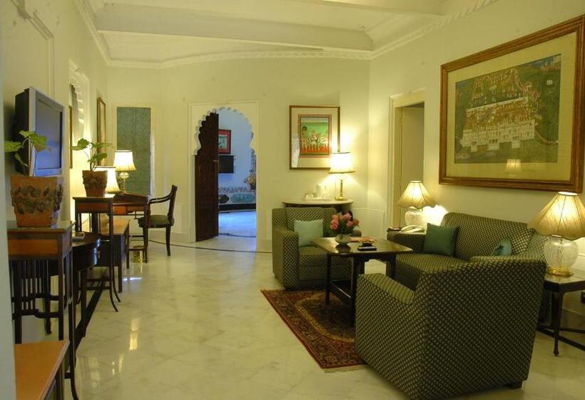 스위트, Shiv Niwas Palace By Hrh Group Of Hotels