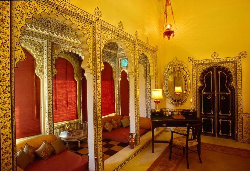 로얄 스위트, Shiv Niwas Palace By Hrh Group Of Hotels