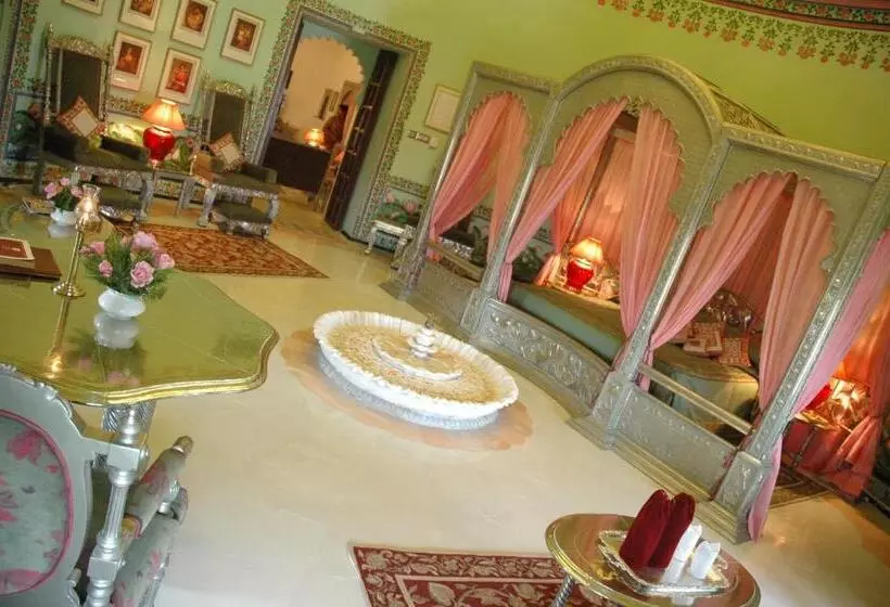 スイート, Shiv Niwas Palace By Hrh Group Of Hotels
