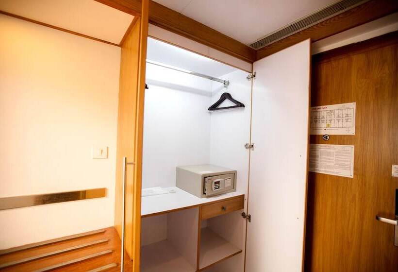 クラブルーム, Southern Star Mysore