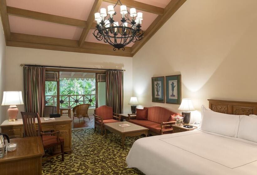 이그제큐티브 스위트 정원 전망, Taj West End