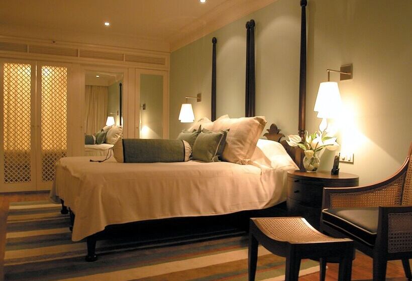 Номер Deluxe, Taj West End