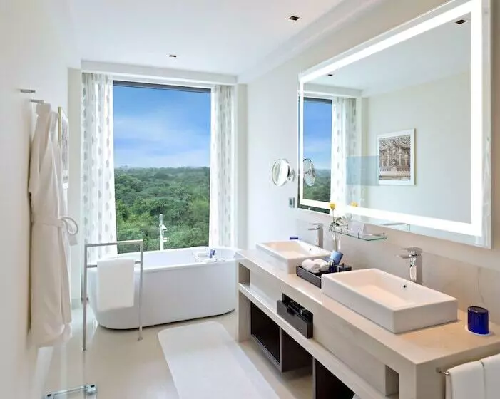 プレミアムルーム, The Oberoi New Delhi