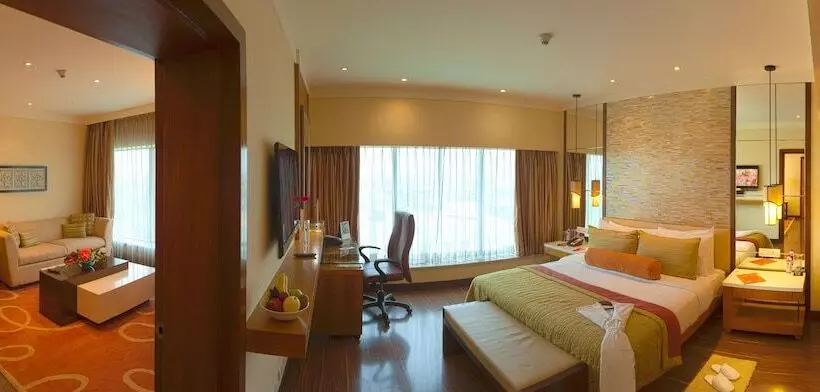 اتاق سوپریور با چشم‌انداز شهر, Vivanta Coimbatore