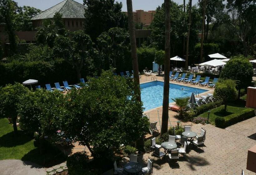 اتاق استاندارد یک تخته با بالکن, Chems