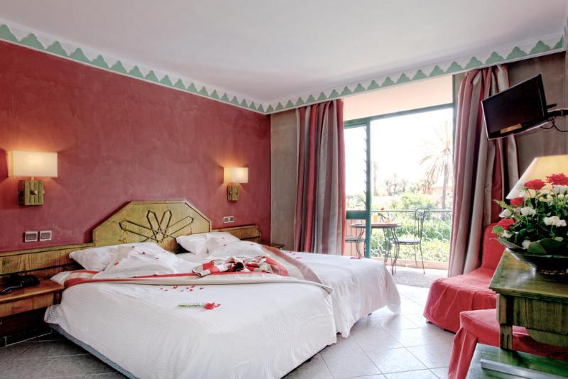 اتاق استاندارد با بالکن, Chems