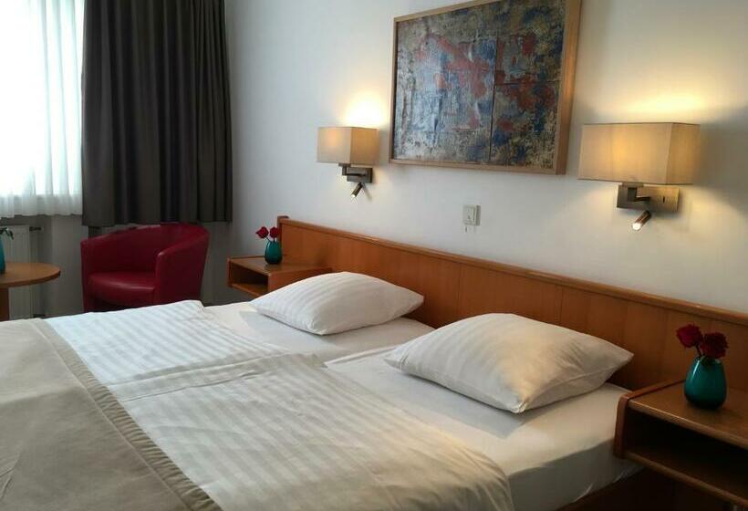 اتاق استاندارد, Francais