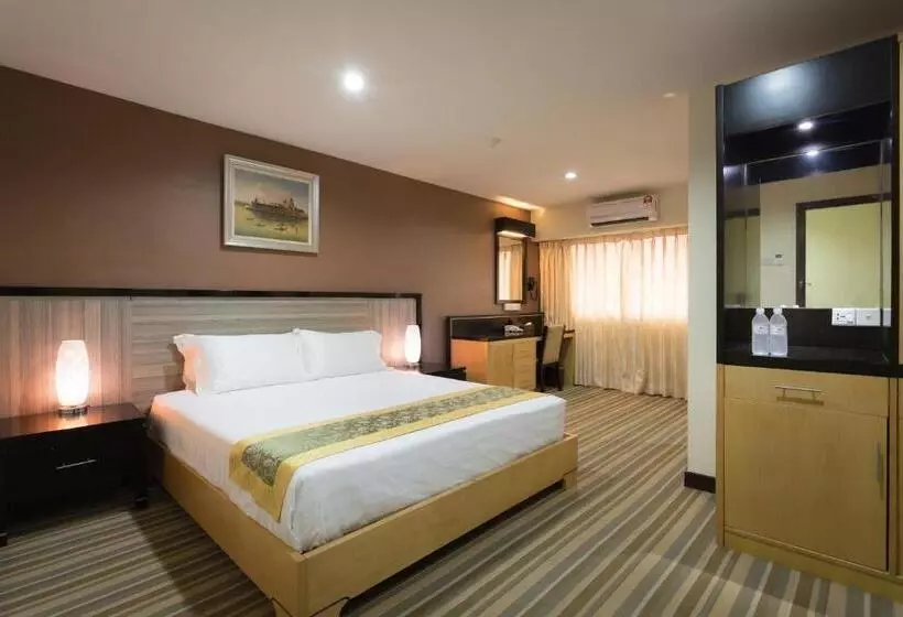 Deluxe Room, Hallmark Express