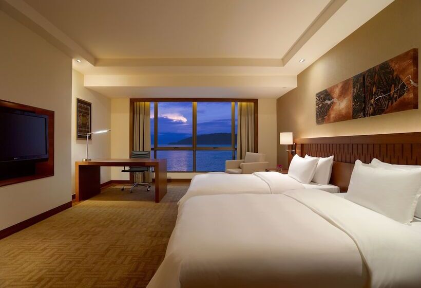 غرفة كلوب مطلة على البحر, Hyatt Regency Kinabalu