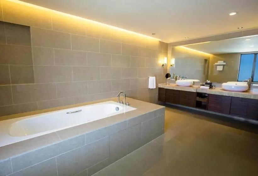 キングサイズベッドのエクゼクティブ, Hyatt Regency Kinabalu